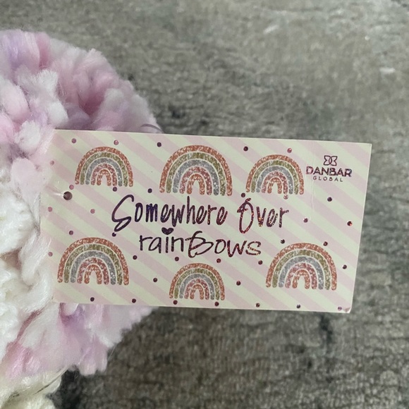 Love embellished stocking cap with scarf / gloves - Picture 3 of 4